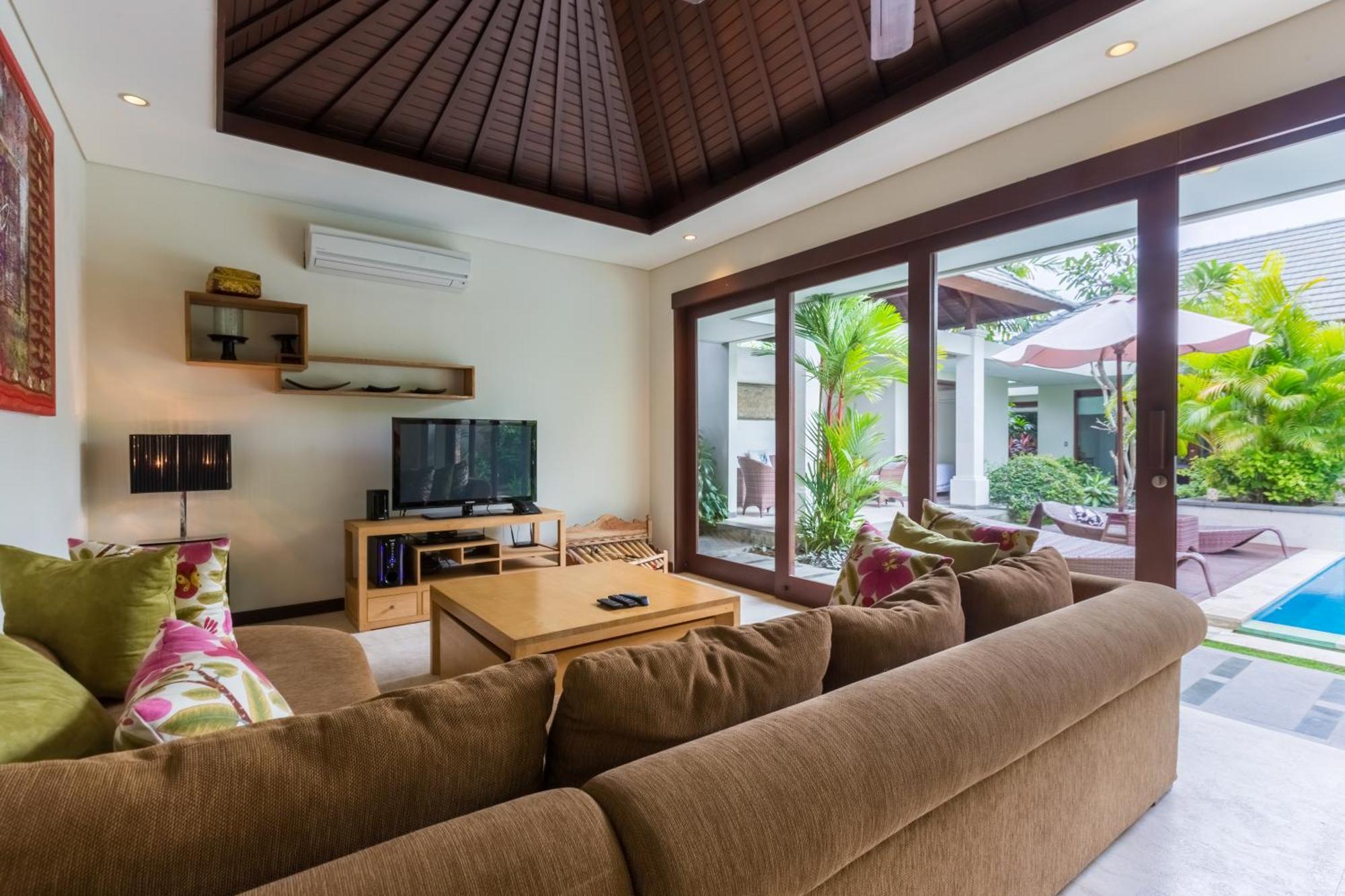 विला Kejora Beachfront Sanur (Bali)
