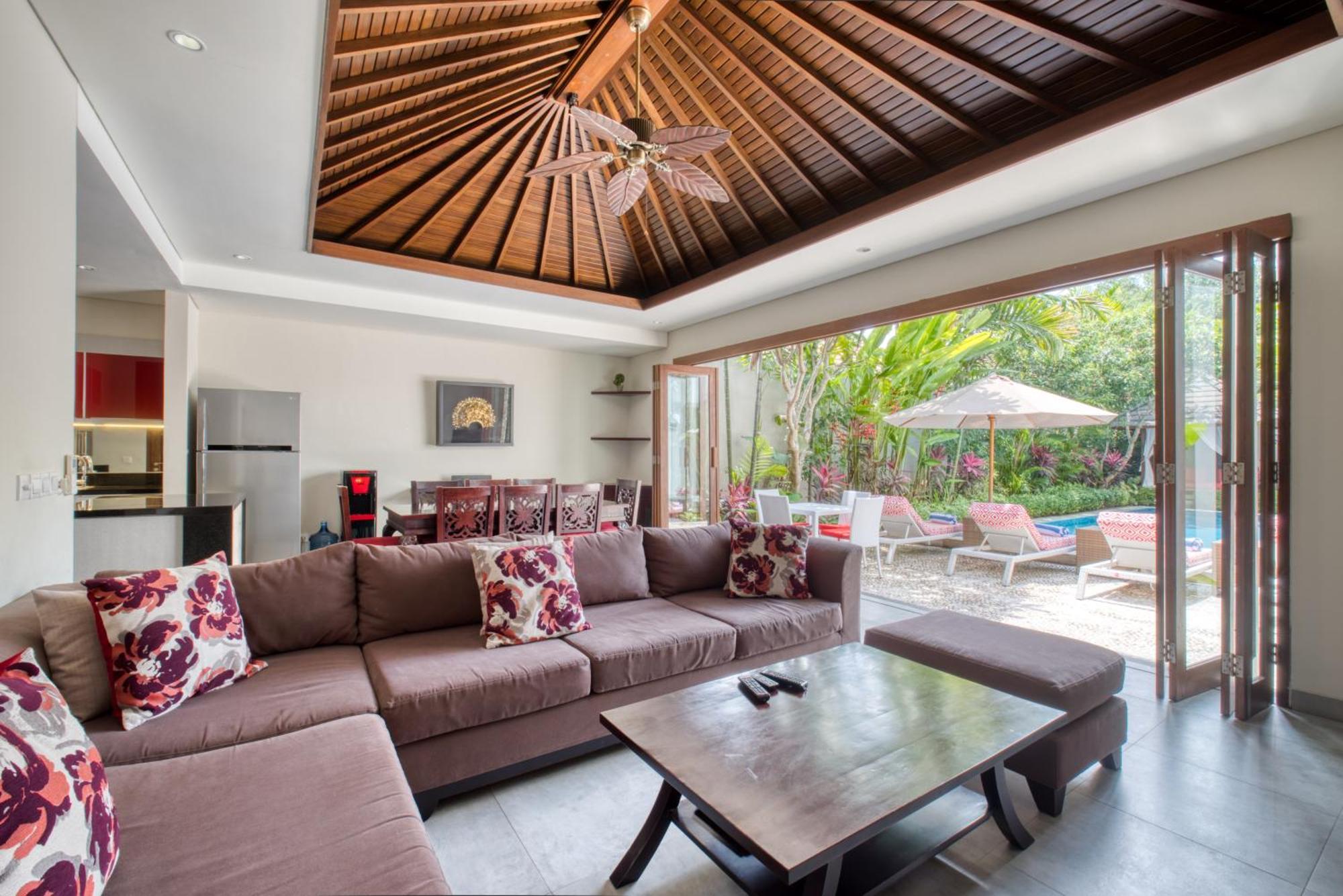 विला Kejora Beachfront Sanur (Bali)